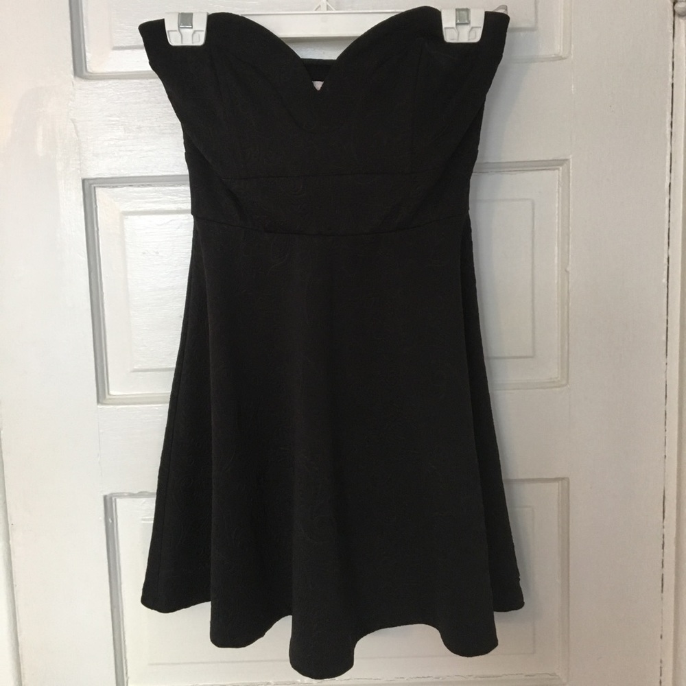 Strapless Sweetheart fit and flare dress